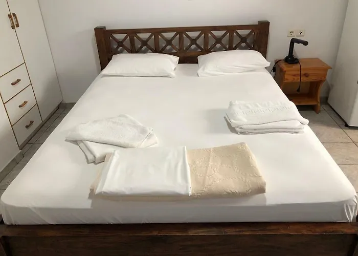 Mythos Suites-Hermes Apartment